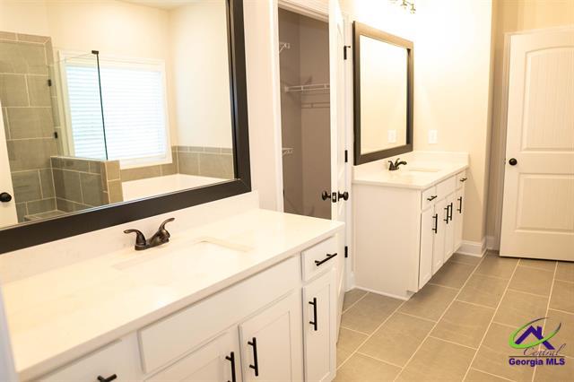 Bonaire, Georgia, 31005, United States, 6 Bedrooms Bedrooms, ,5 BathroomsBathrooms,Residential,For Sale,1913807