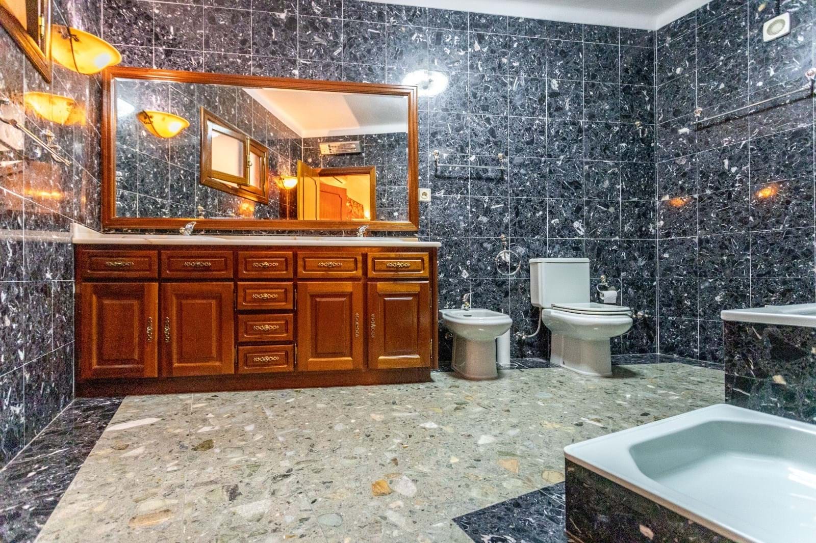 Alcanena, Santarém, 2380-506, PT, 9 Bedrooms Bedrooms, ,11 BathroomsBathrooms,Residential,For Sale,1700679