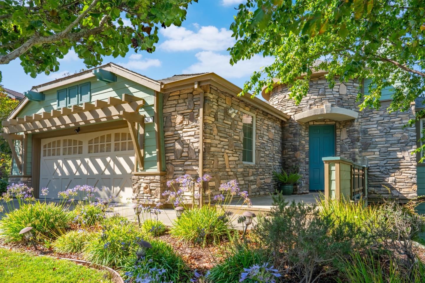 Brisbane, California, 94005, United States, 5 Bedrooms Bedrooms, ,3 BathroomsBathrooms,Residential,For Sale,1940536