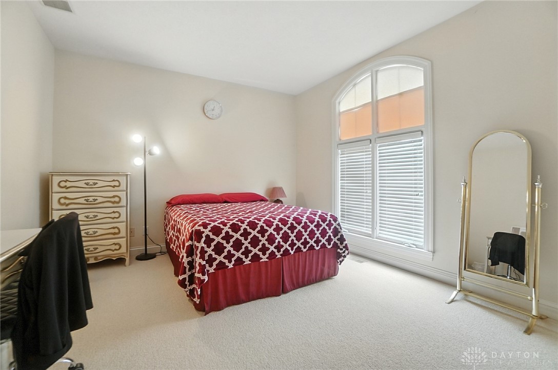 Xenia, Ohio, 45385, United States, 4 Bedrooms Bedrooms, ,4 BathroomsBathrooms,Residential,For Sale,1941685