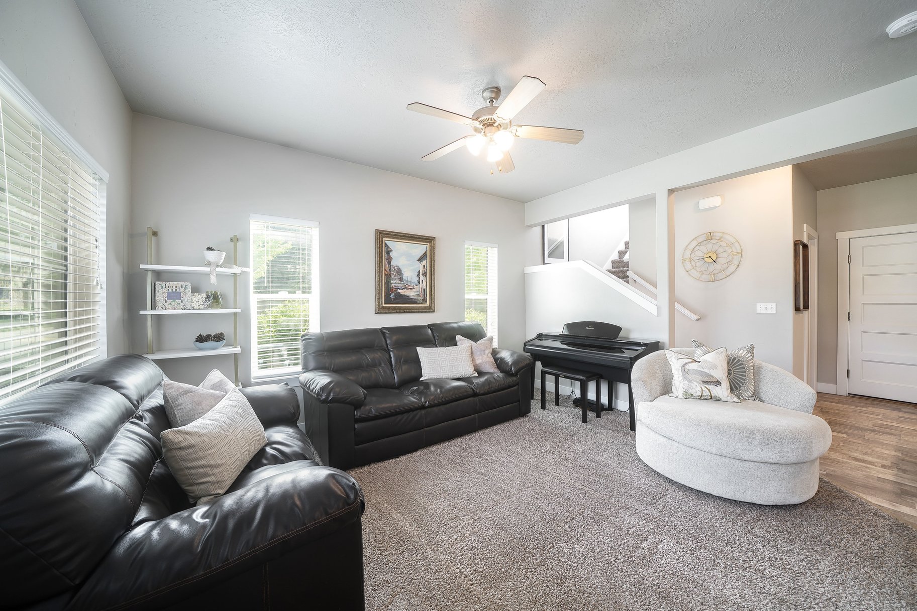 Charming, Very Clean End Unit Townhome in Logan - 物件實景