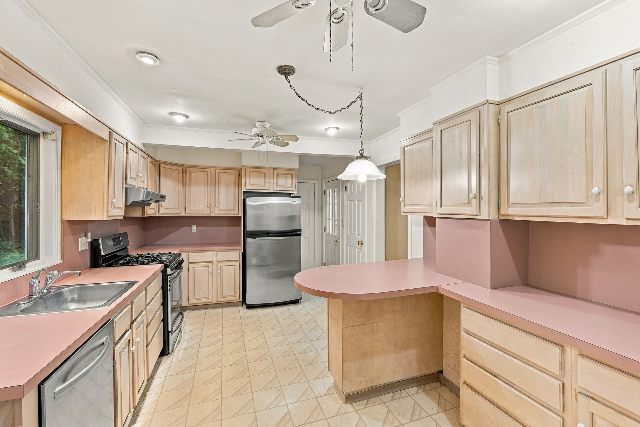  24 Bella Vista Street, Locust Valley, NY, 11560 - 物件實景