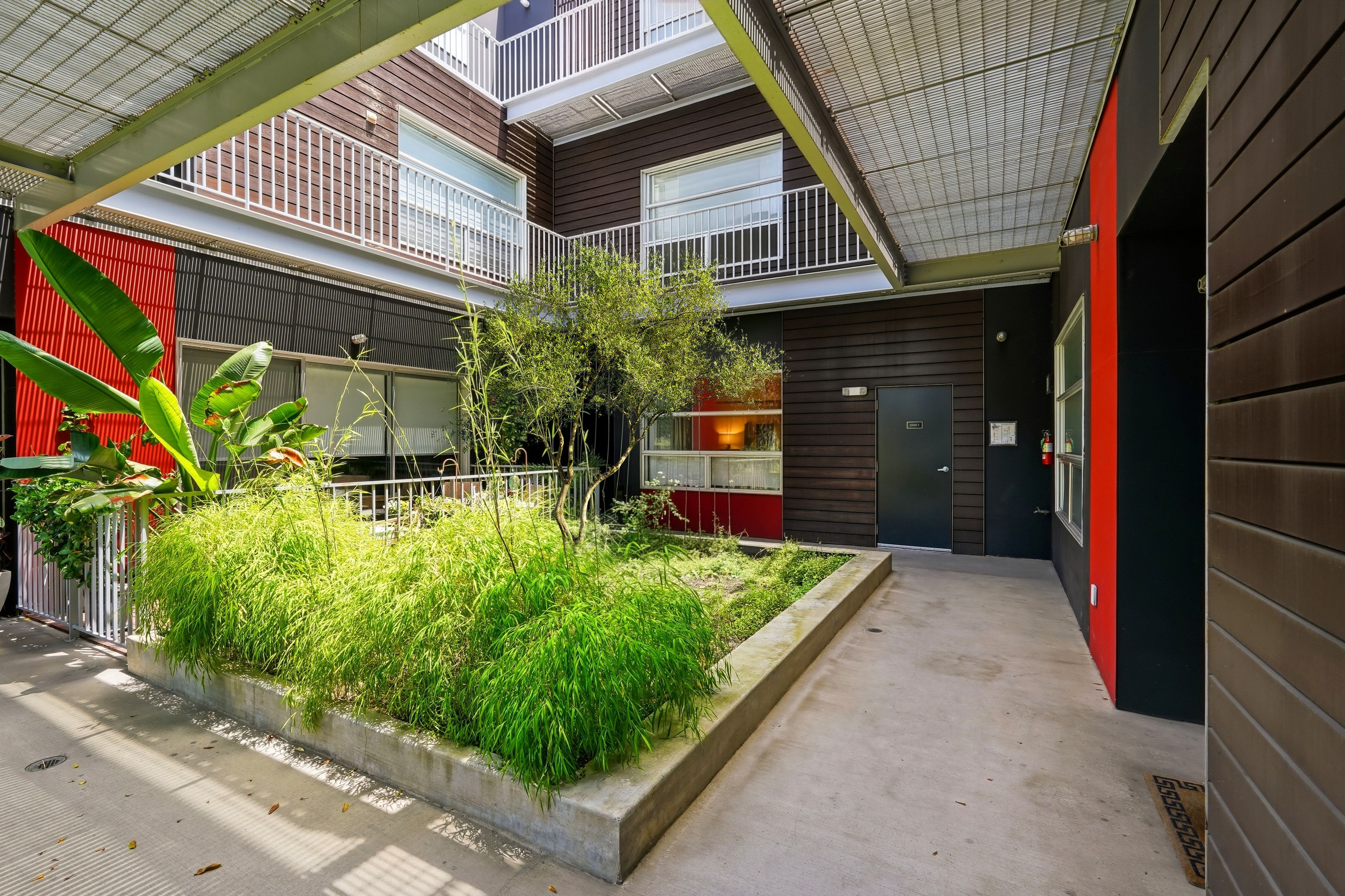  1050 North Gardner Street #3 - 物件實景