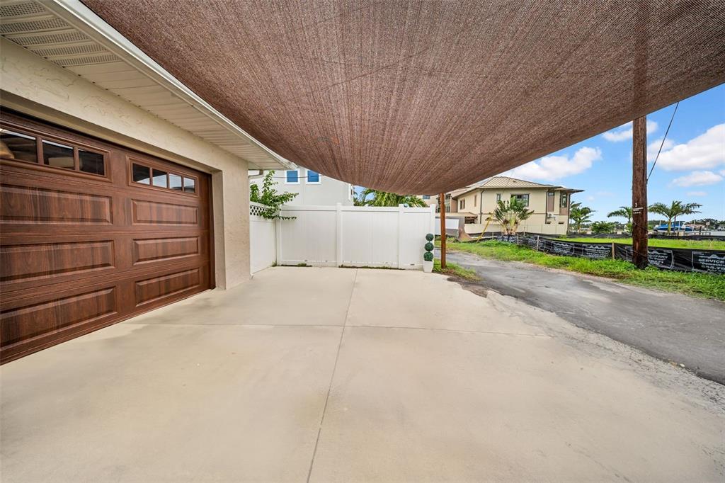 St Petersburg, Florida, 33704, United States, 2 Bedrooms Bedrooms, ,2 BathroomsBathrooms,Residential,For Sale,1897453