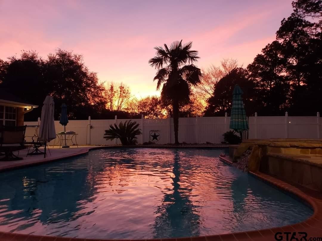 Pittsburg, Texas, 75686, United States, 4 Bedrooms Bedrooms, ,4 BathroomsBathrooms,Residential,For Sale,1880641