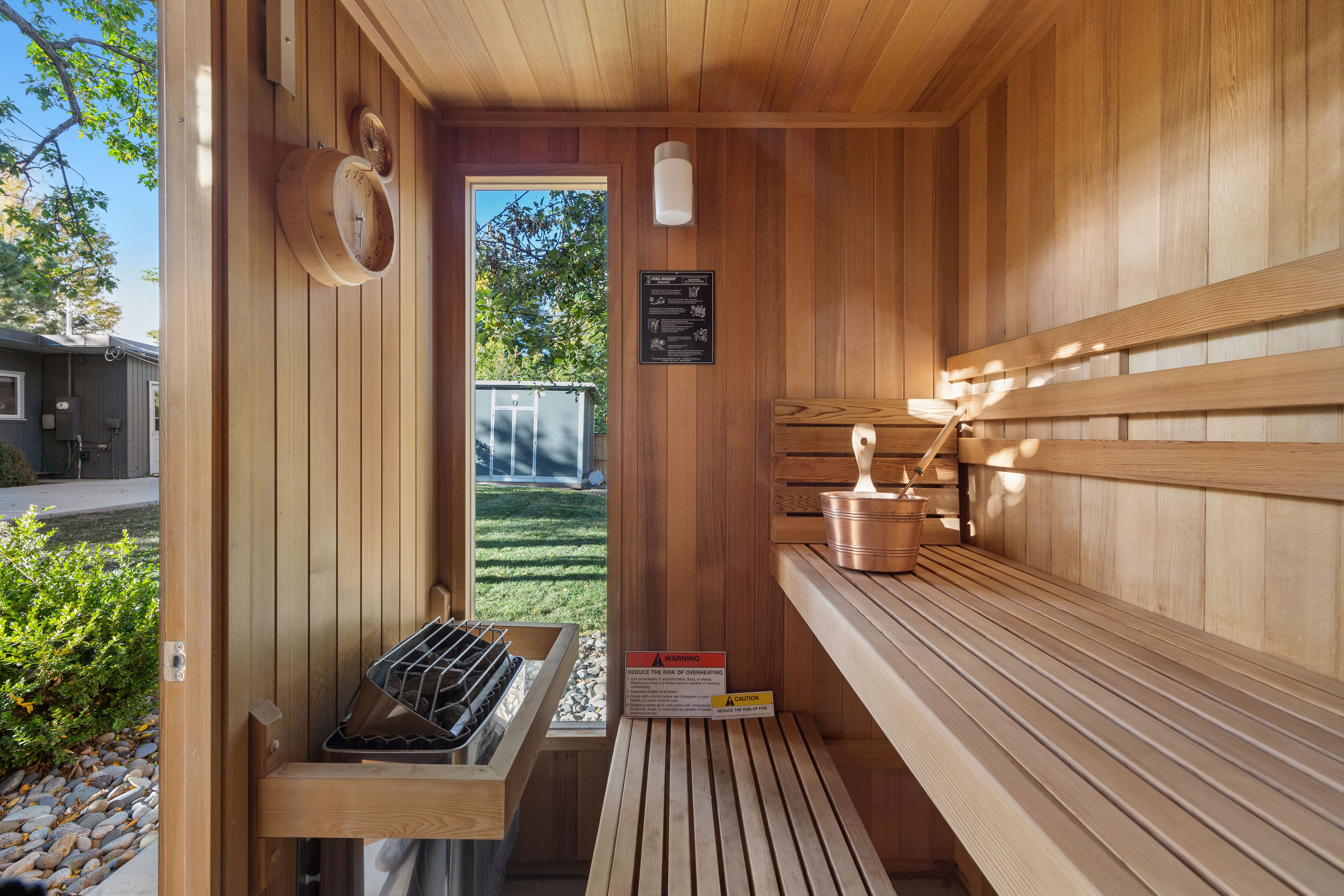  Mid-century modern lives with an effortless connection between indoors and out. - 物件實景