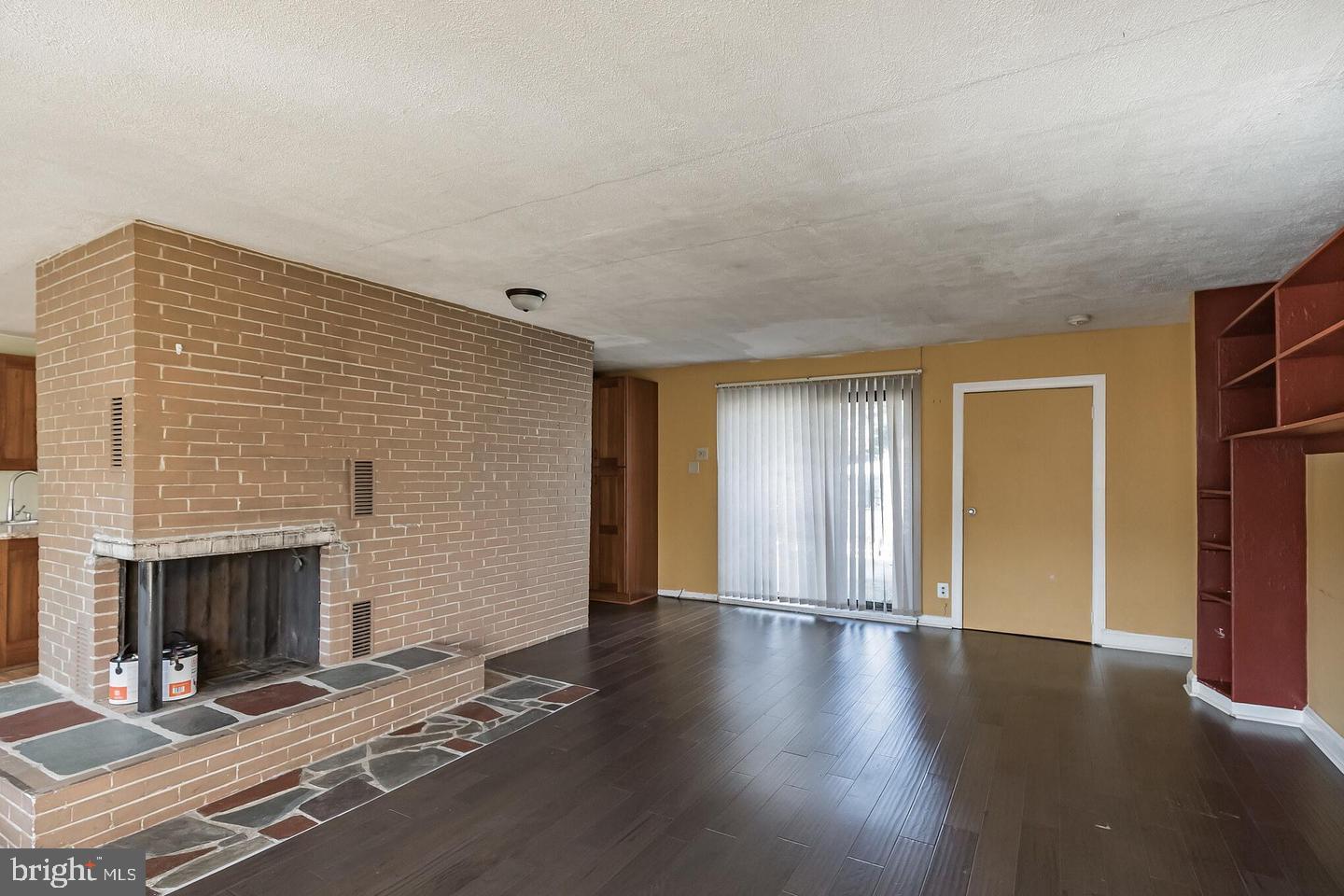 Haddon Township, New Jersey, 08108, United States, 4 Bedrooms Bedrooms, ,3 BathroomsBathrooms,Residential,For Sale,1901335