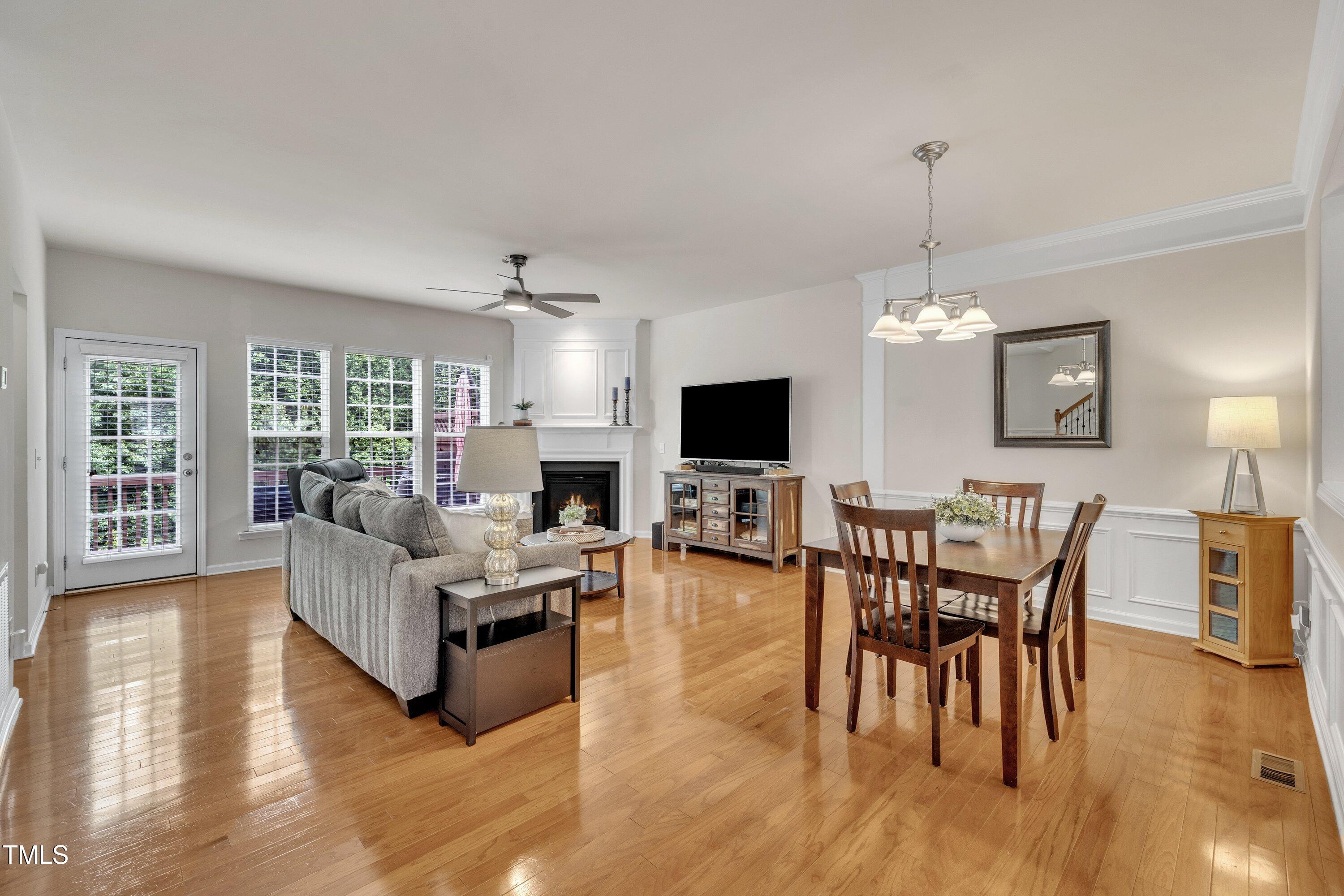 Raleigh, North Carolina, 27612, United States, 3 Bedrooms Bedrooms, ,4 BathroomsBathrooms,Residential,For Sale,1932612