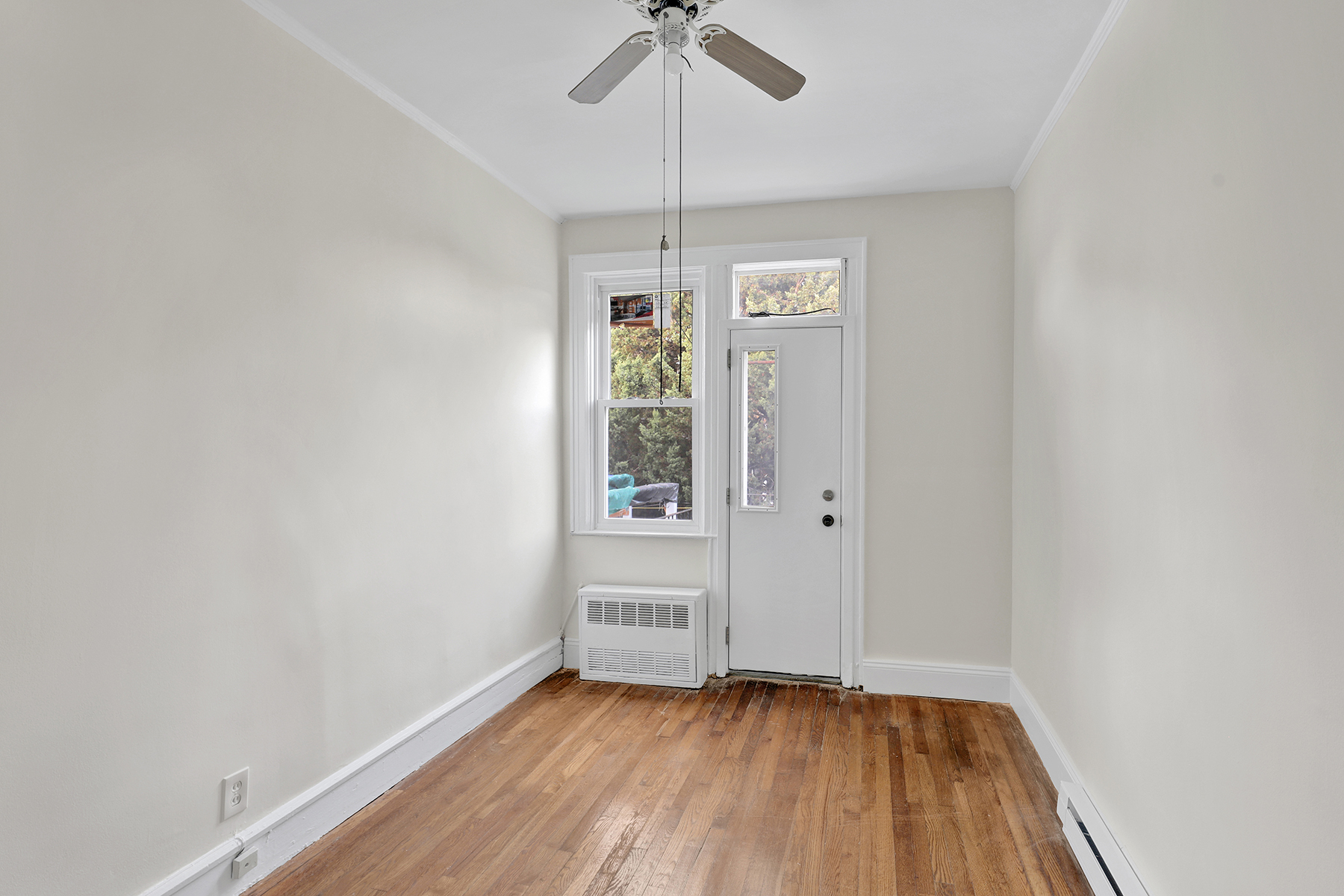 Brooklyn, New York, 11234, United States, 3 Bedrooms Bedrooms, ,2 BathroomsBathrooms,Residential,For Sale,1974509