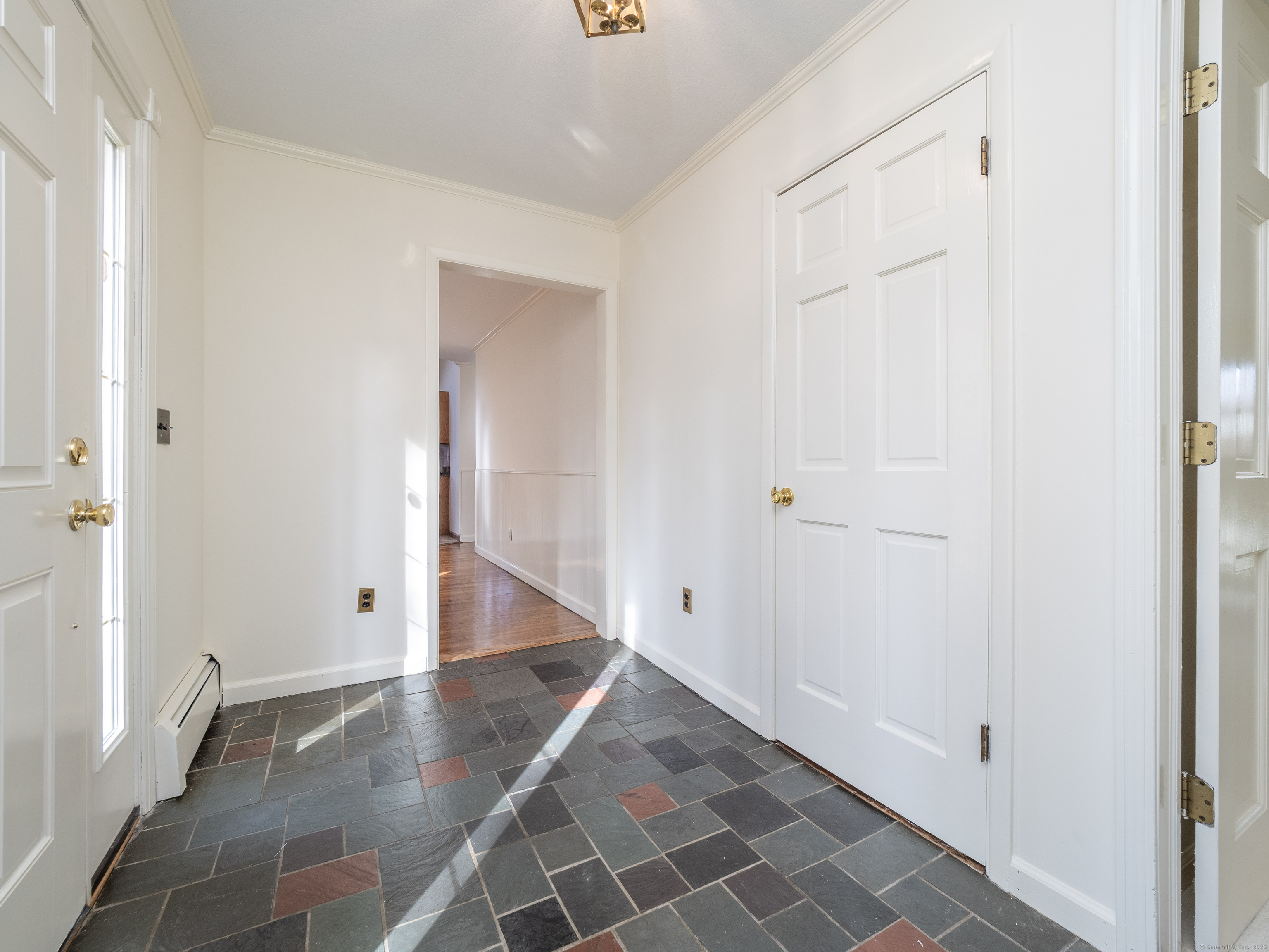 Ridgefield, Connecticut, 06877, United States, 4 Bedrooms Bedrooms, ,2 BathroomsBathrooms,Residential,For Sale,1989394