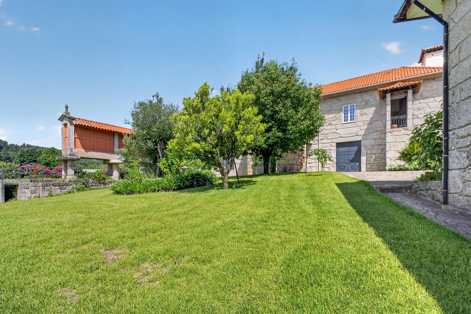  Farm, 9 bedrooms, for Sale - 物件實景