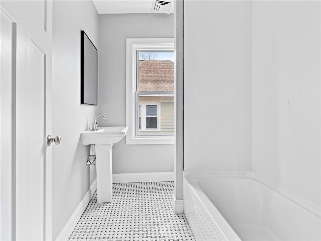 Providence, Rhode Island, 02908, United States, 4 Bedrooms Bedrooms, ,2 BathroomsBathrooms,Residential,For Sale,2007519