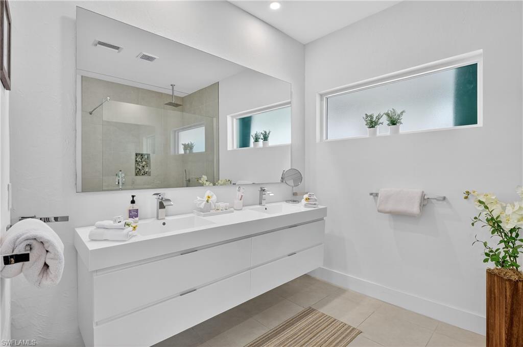 Cape Coral, Florida, 33914, United States, 4 Bedrooms Bedrooms, ,4 BathroomsBathrooms,Residential,For Sale,1903797