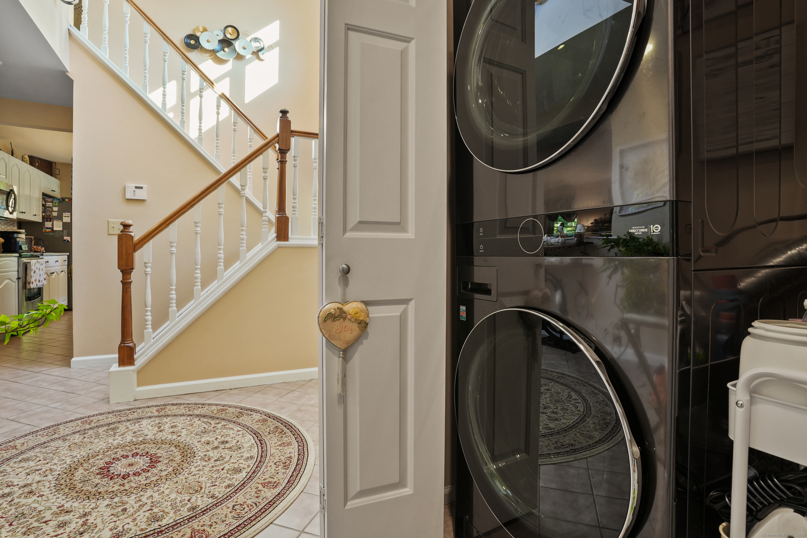 New Milford, Connecticut, 06776, United States, 2 Bedrooms Bedrooms, ,3 BathroomsBathrooms,Residential,For Sale,1970230