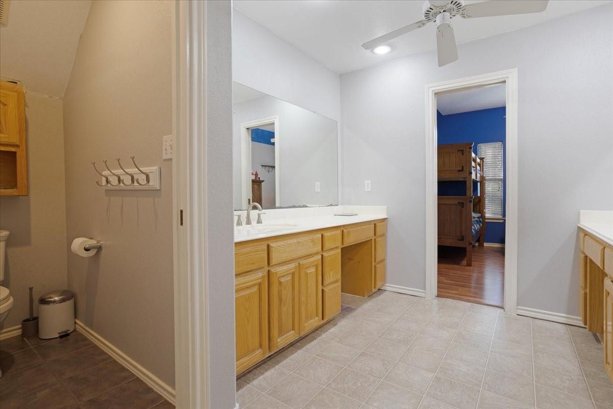 sherman, Texas, 75090, United States, 4 Bedrooms Bedrooms, ,3 BathroomsBathrooms,Residential,For Sale,1982703