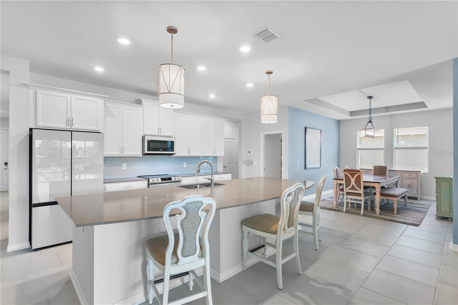 MOUNT DORA, Florida, 32757, United States, 4 Bedrooms Bedrooms, ,4 BathroomsBathrooms,Residential,For Sale,1978918