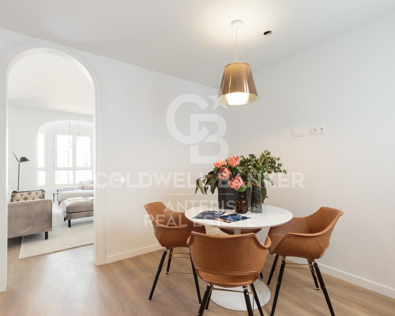 Barcelona, Barcelona, Eixample, La Dreta de l'Eix, Barcelona, Catalonia, ES, 4 Bedrooms Bedrooms, ,2 BathroomsBathrooms,Residential,For Sale,Barcelona, Barcelona, Eixample, La Dreta de l'Eix,1626735