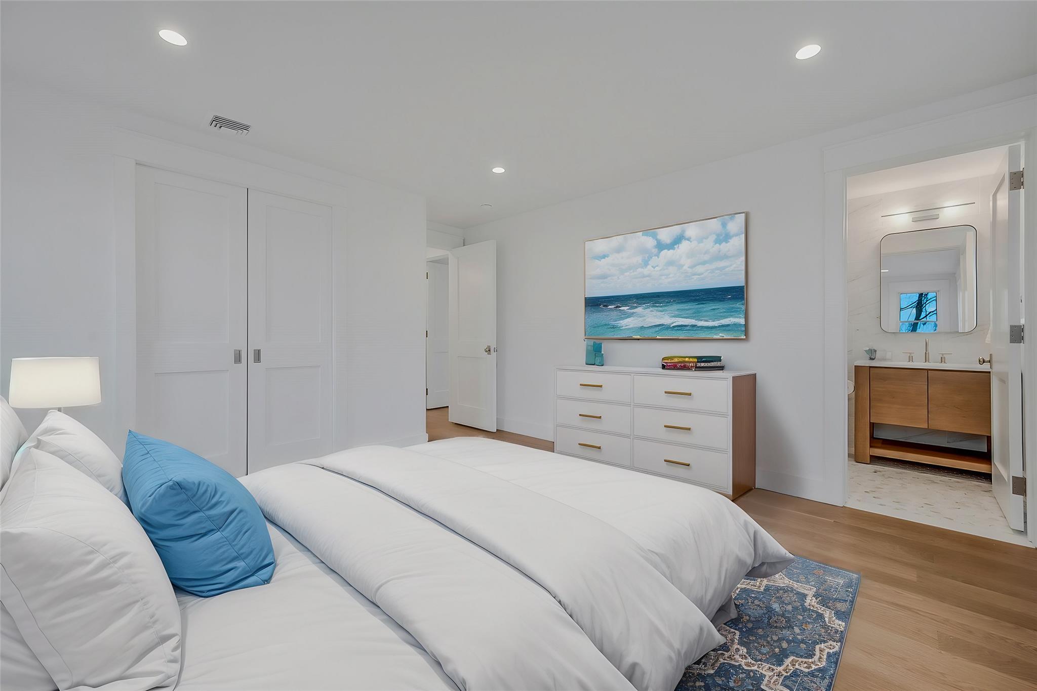 Greenport, New York, 11944, United States, 3 Bedrooms Bedrooms, ,3 BathroomsBathrooms,Residential,For Sale,1823554