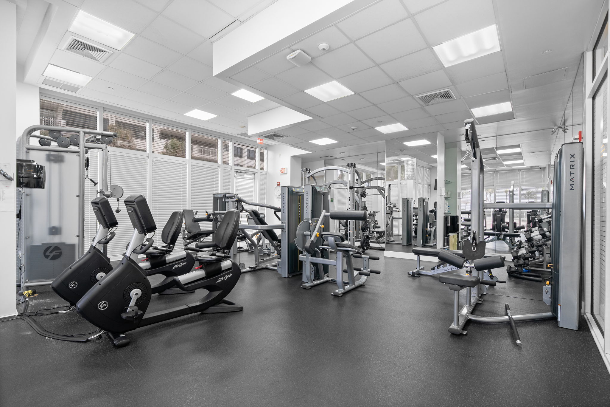  10225 Collins Ave, Bal Harbour, FL, 33154 - 物件實景
