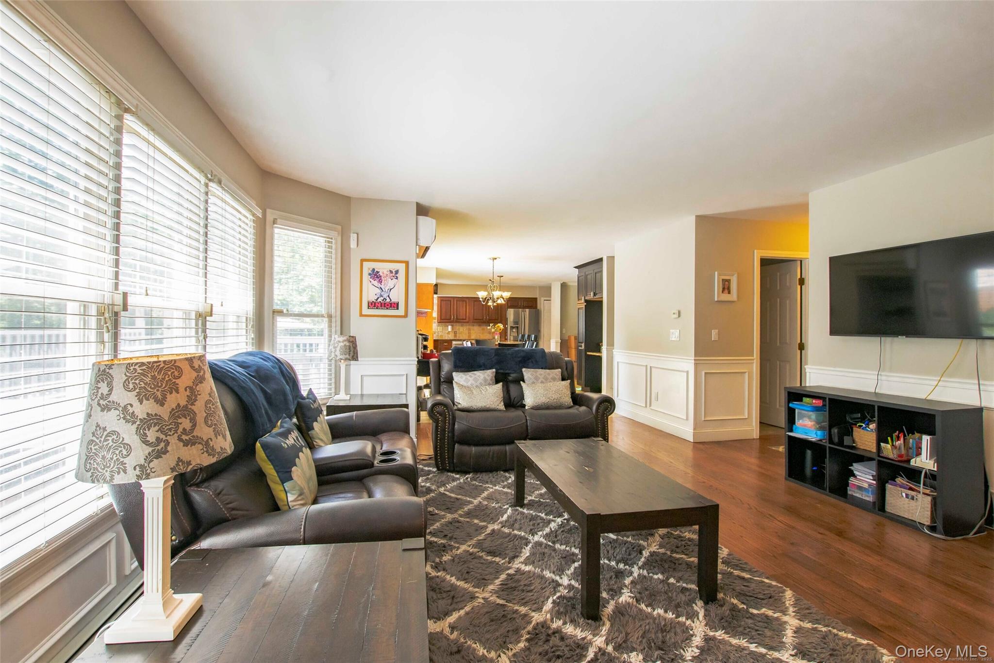 Call Listing Agent, New York, 06812, United States, 4 Bedrooms Bedrooms, ,3 BathroomsBathrooms,Residential,For Sale,1940931