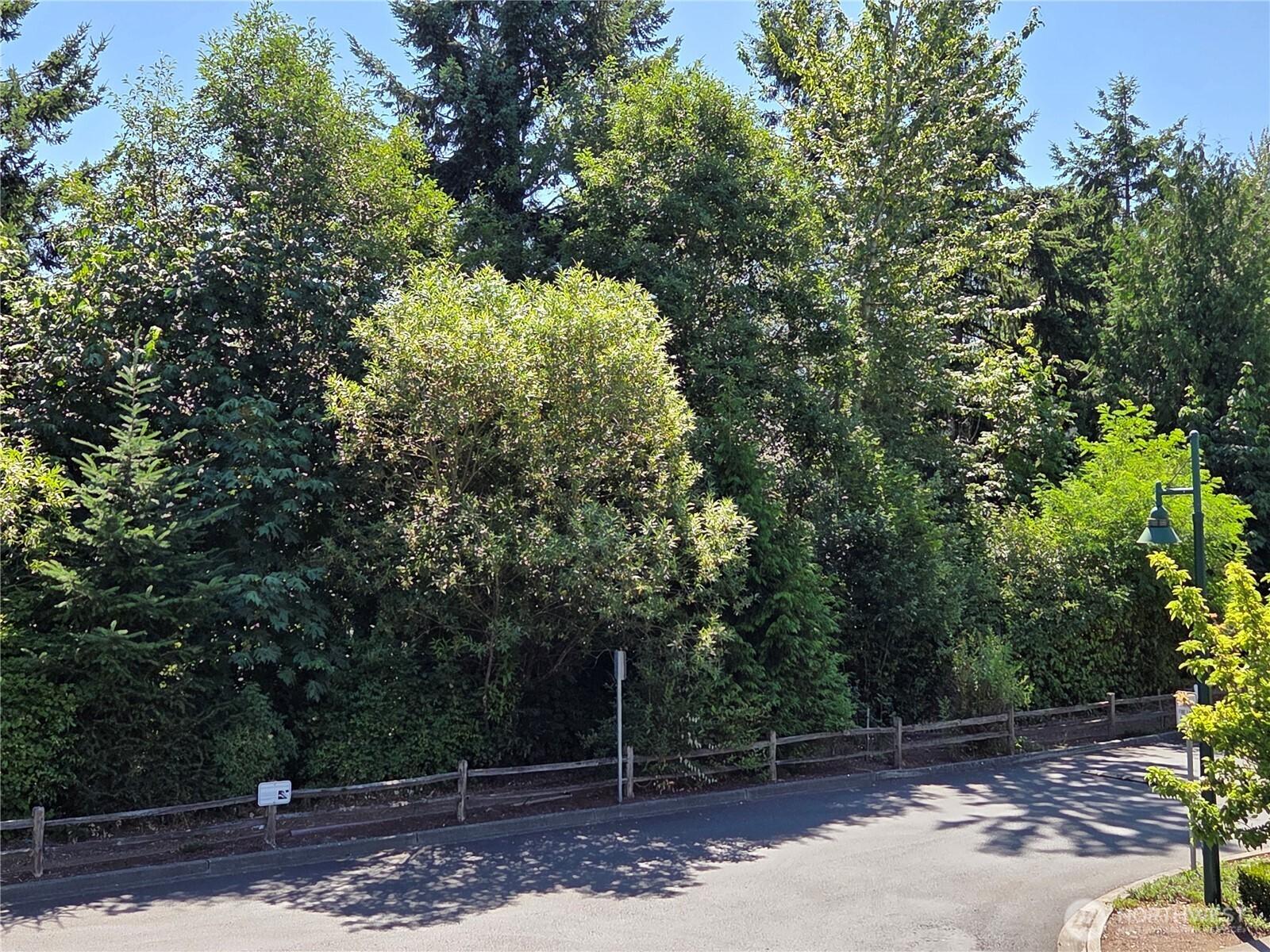 EVERETT, Washington, 98208, United States, 2 Bedrooms Bedrooms, ,3 BathroomsBathrooms,Residential,For Sale,1896693