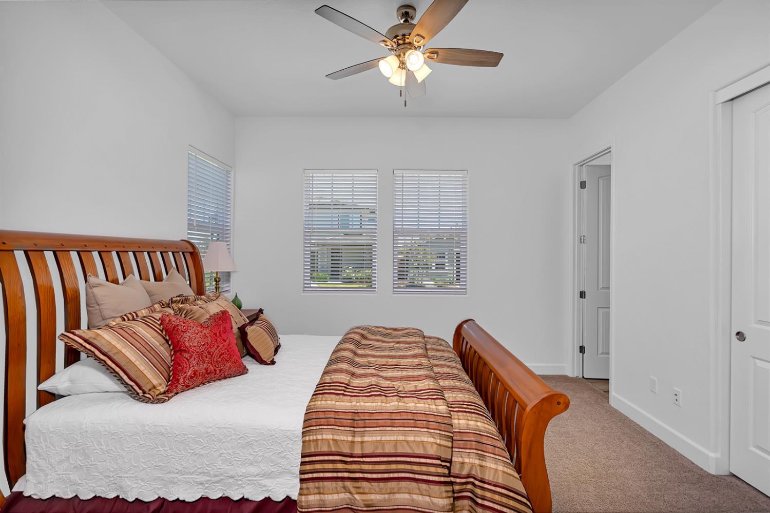 Madera, California, 93636, United States, 4 Bedrooms Bedrooms, ,4 BathroomsBathrooms,Residential,For Sale,1938347