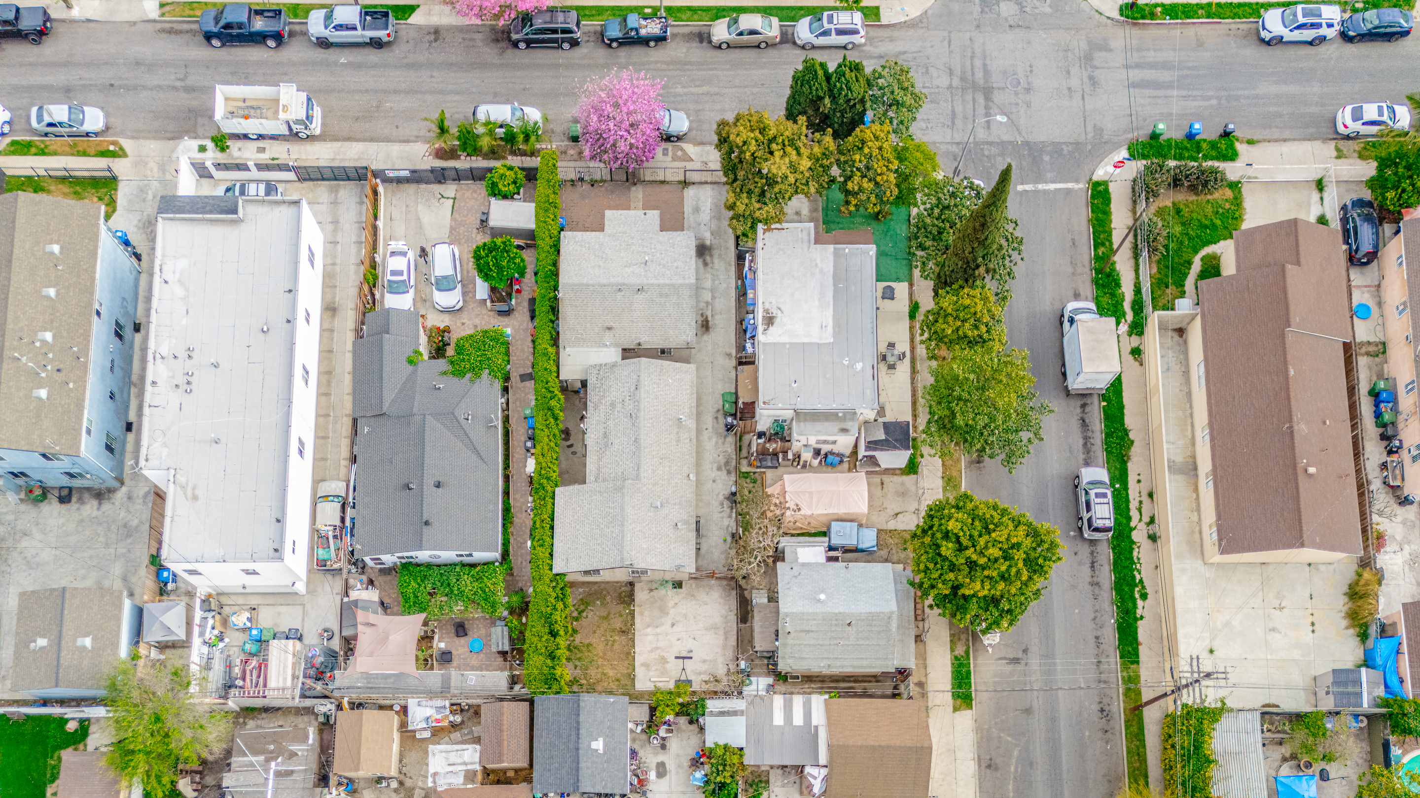 Los Angeles, California, 90059, United States, 5 Bedrooms Bedrooms, ,3 BathroomsBathrooms,Residential,For Sale,1934948