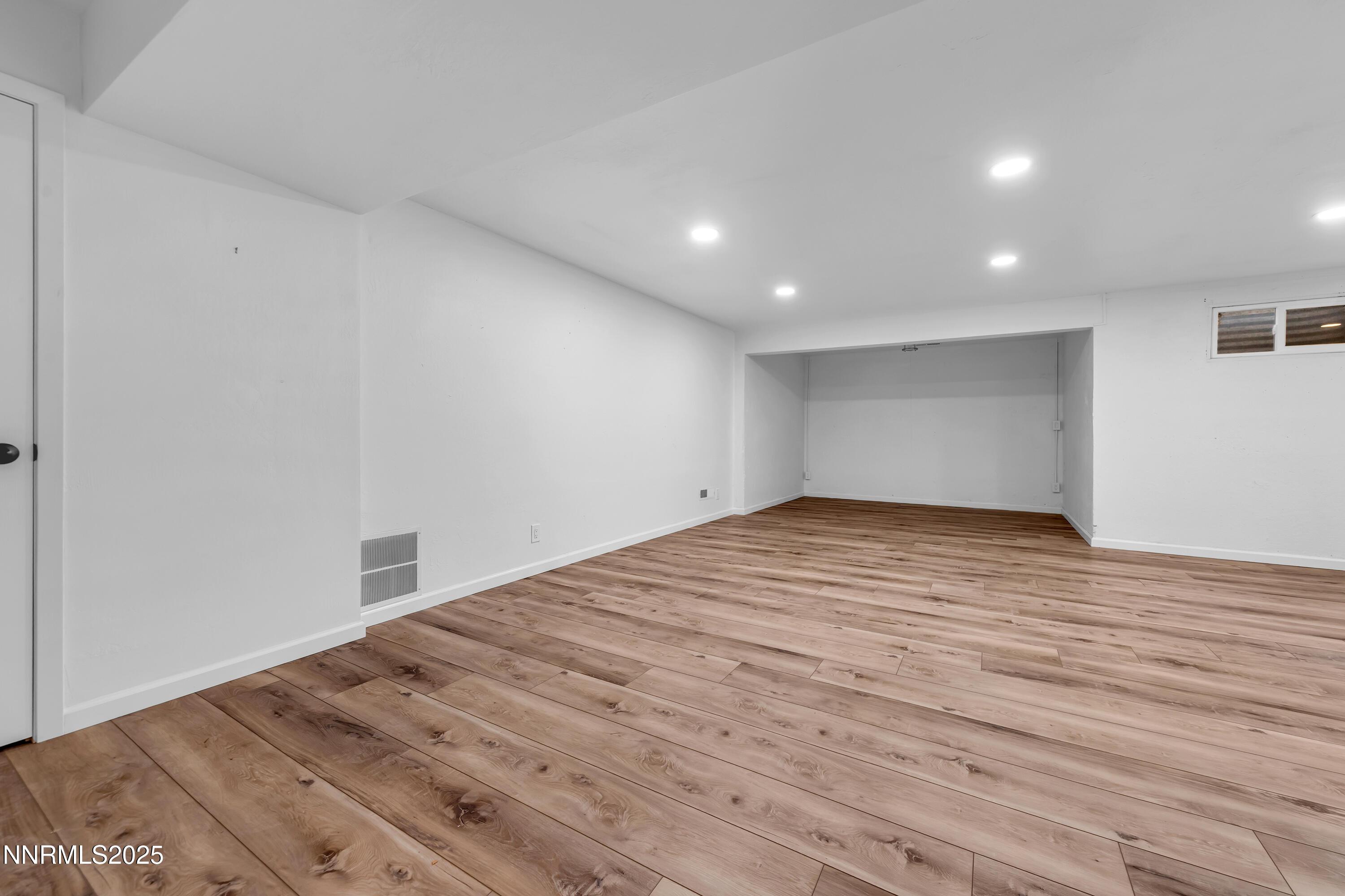 Reno, Nevada, 89509, United States, 4 Bedrooms Bedrooms, ,3 BathroomsBathrooms,Residential,For Sale,1988256