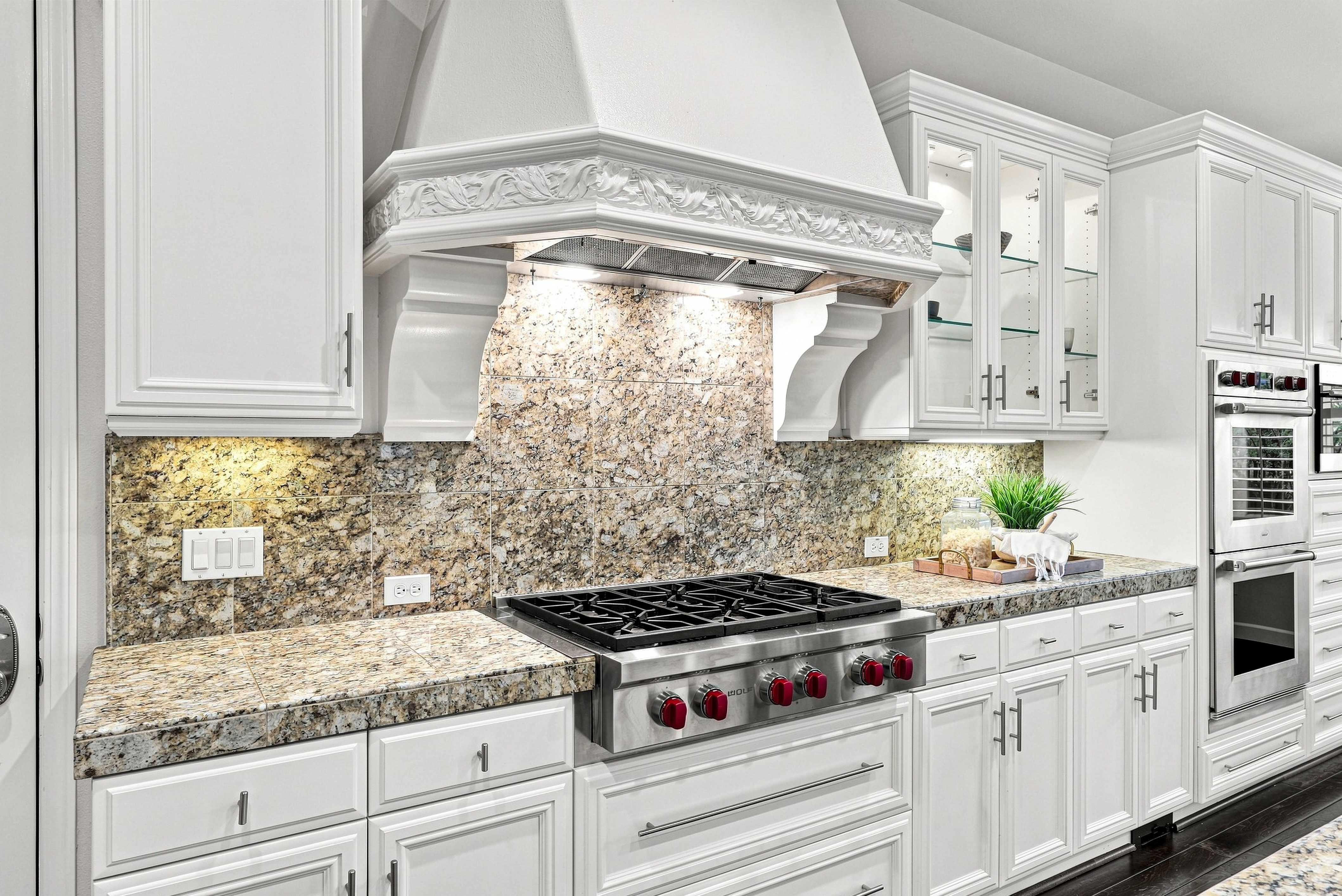  Exceptional Craftsmanship Meets Modern Luxury in Wendt Ranch - 物件實景
