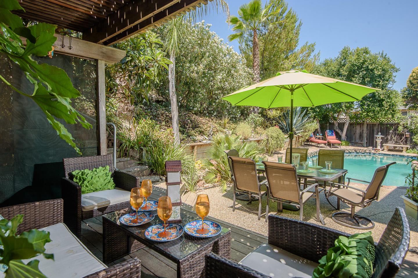 San Jose - Blossom Valley, California, 95123, United States, 4 Bedrooms Bedrooms, ,2 BathroomsBathrooms,Residential,For Sale,1732910