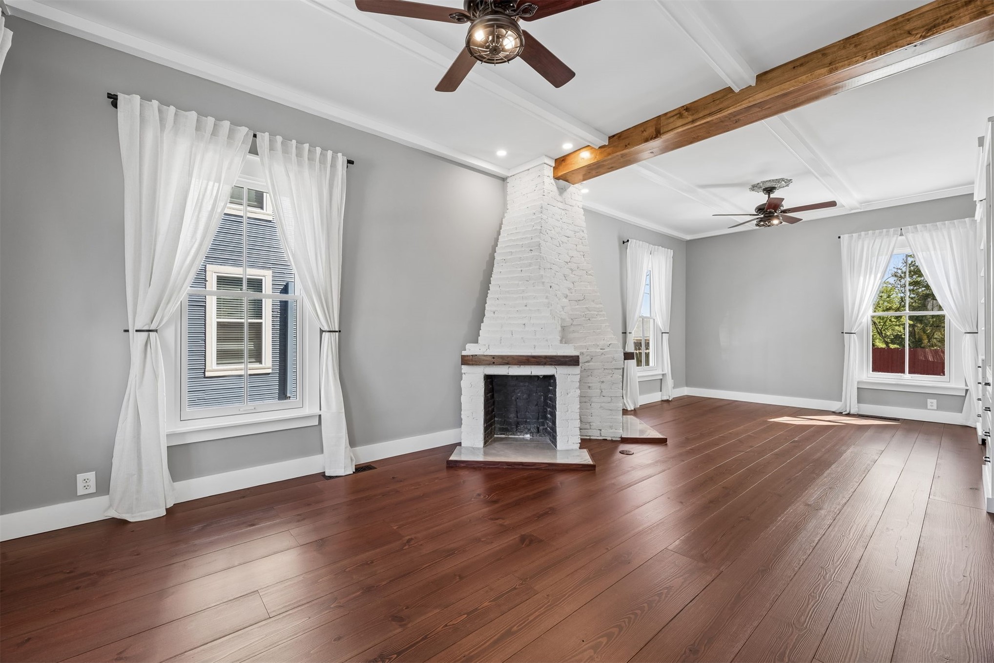 Fernandina Beach, Florida, 32034, United States, 3 Bedrooms Bedrooms, ,2 BathroomsBathrooms,Residential,For Sale,2031253