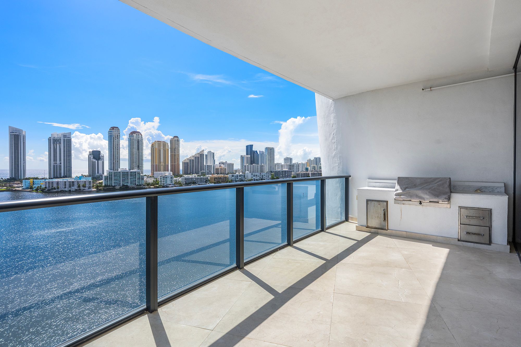  5500 Island Estates Drive, Aventura, FL, 33160 - 物件實景