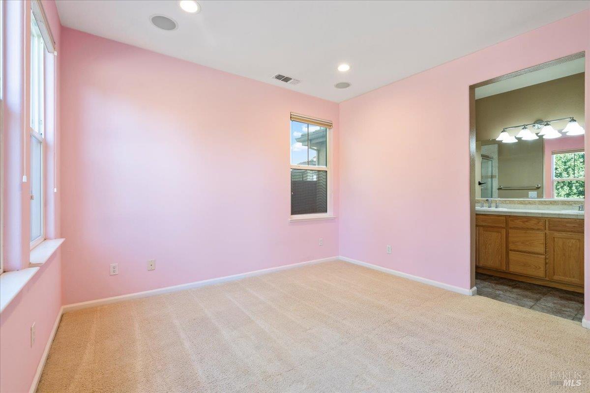 Fairfield, California, 94533, United States, 3 Bedrooms Bedrooms, ,3 BathroomsBathrooms,Residential,For Sale,1988043