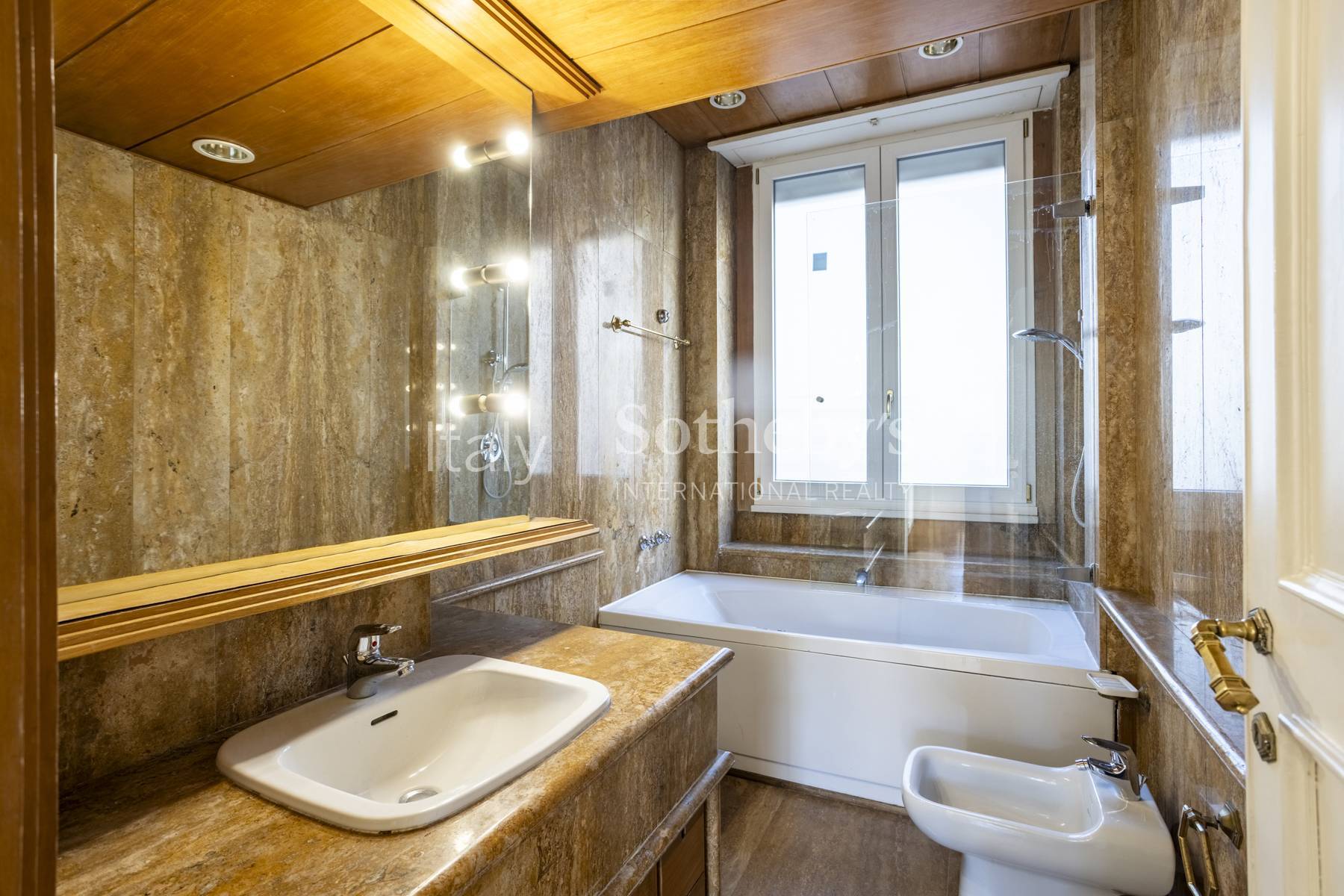  Prestigious apartment in the heart of Parioli district - 物件實景
