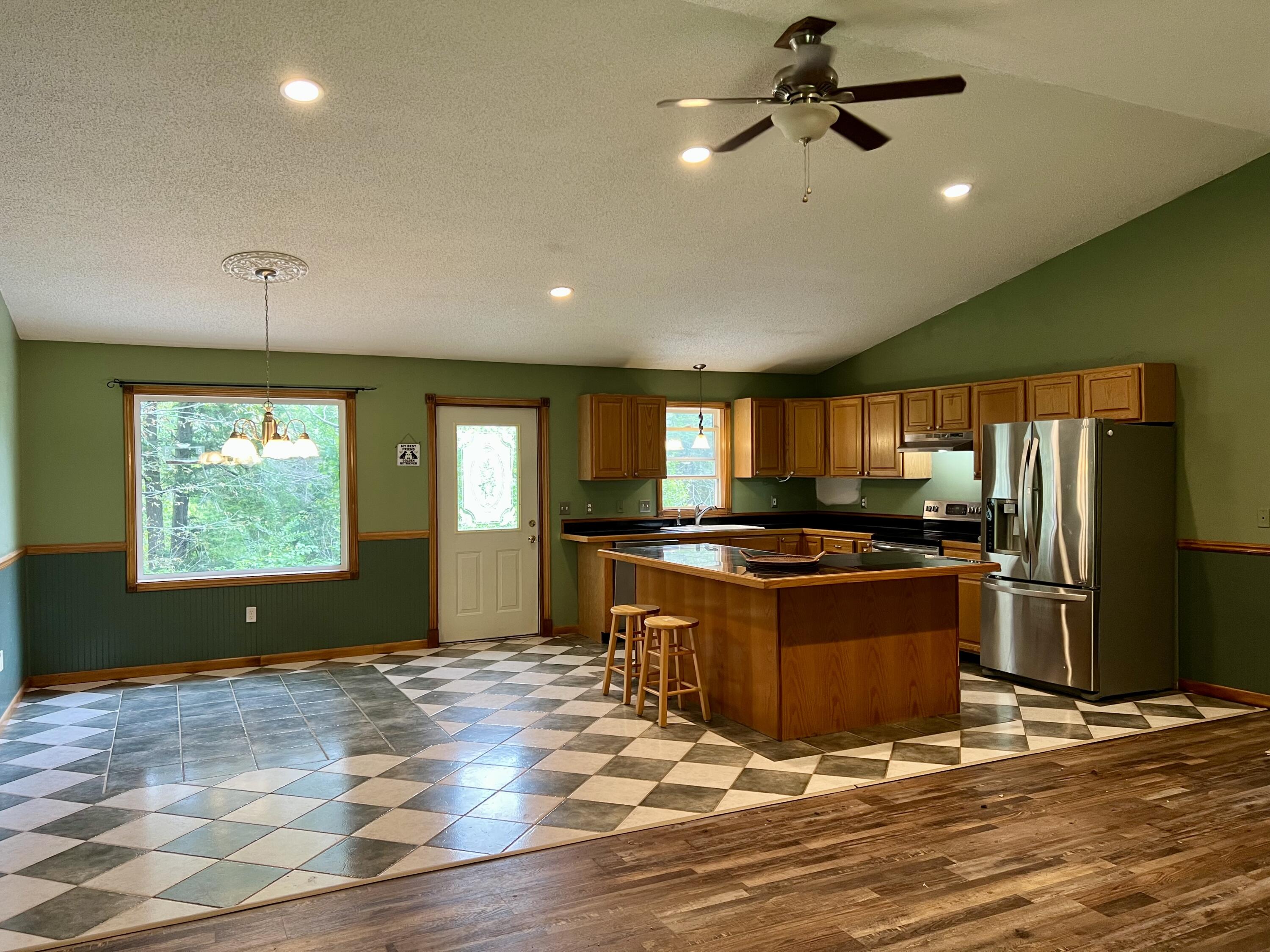 Hope, Maine, 04847, United States, 3 Bedrooms Bedrooms, ,3 BathroomsBathrooms,Residential,For Sale,1938811