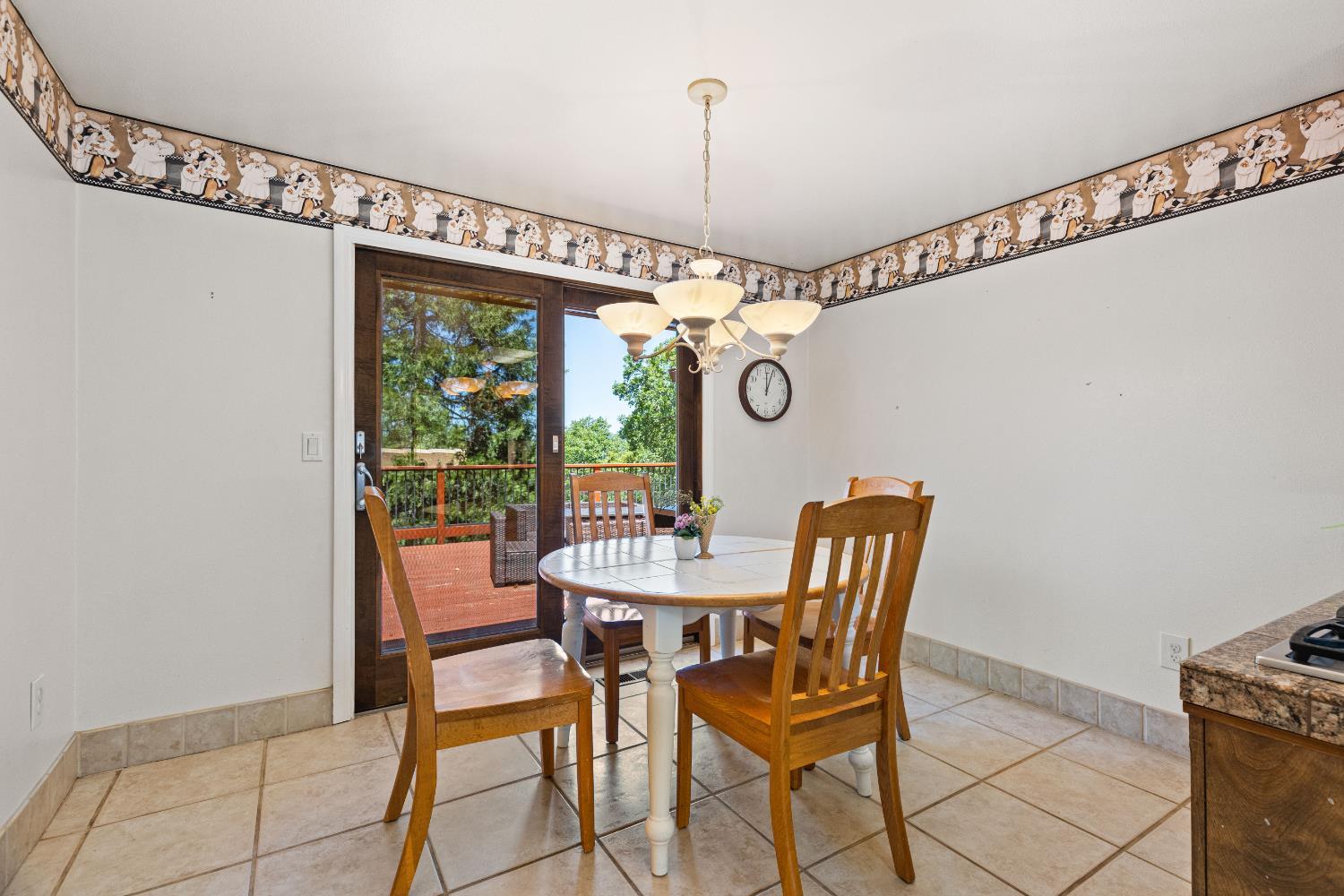 Colfax, California, 95713, United States, 4 Bedrooms Bedrooms, ,3 BathroomsBathrooms,Residential,For Sale,1927912