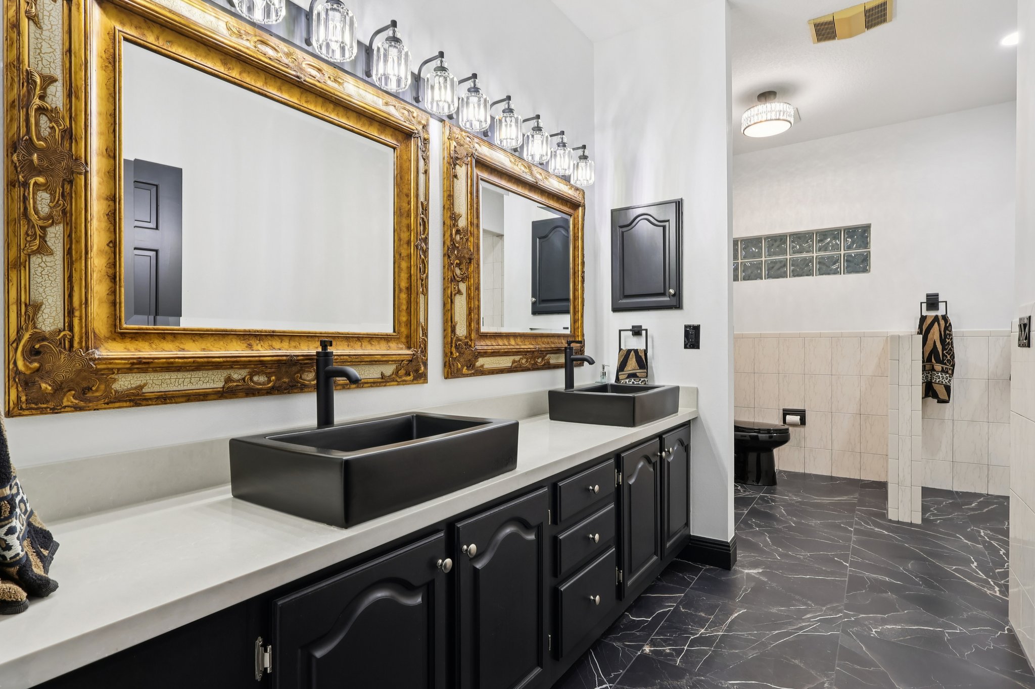 Minneola, Florida, 34715, United States, 4 Bedrooms Bedrooms, ,5 BathroomsBathrooms,Residential,For Sale,2006157