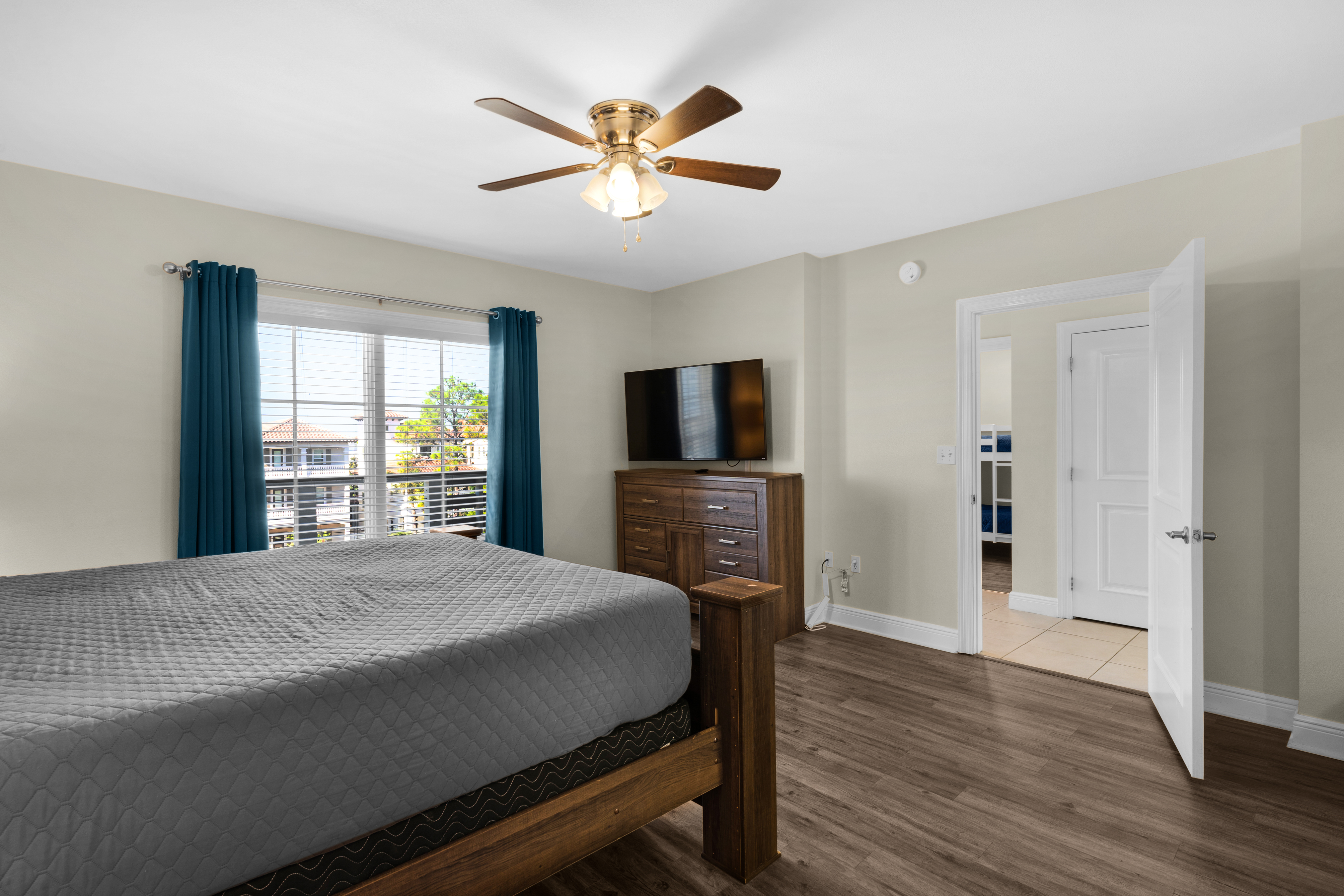  Top-Floor Coastal Condo Steps from Seagrove Beach - 物件實景