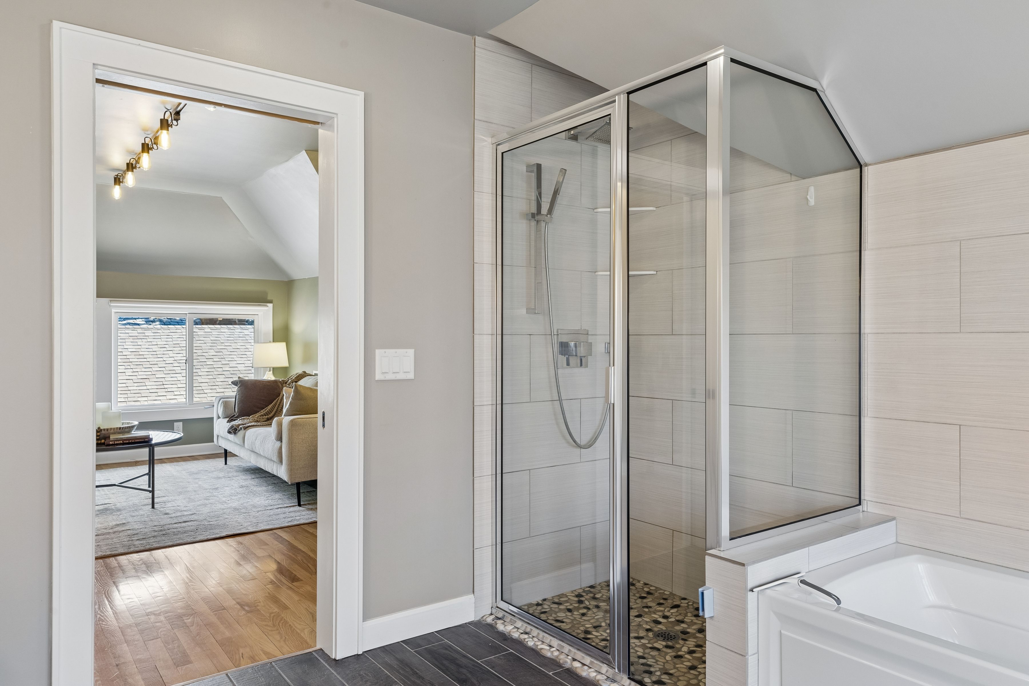  Sophisticated Bryn Mawr Living with Stunning Primary Retreat - 物件實景