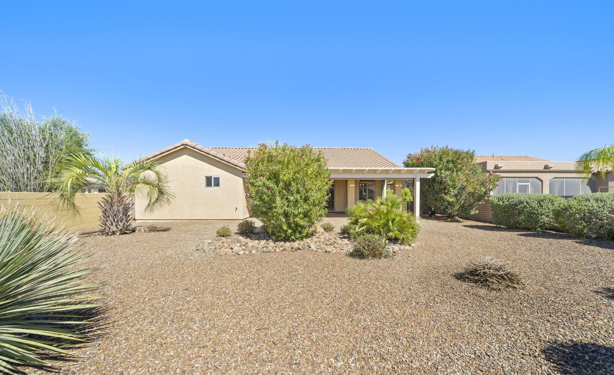  763 N Skywalker Place  Green Valley, AZ - 物件實景