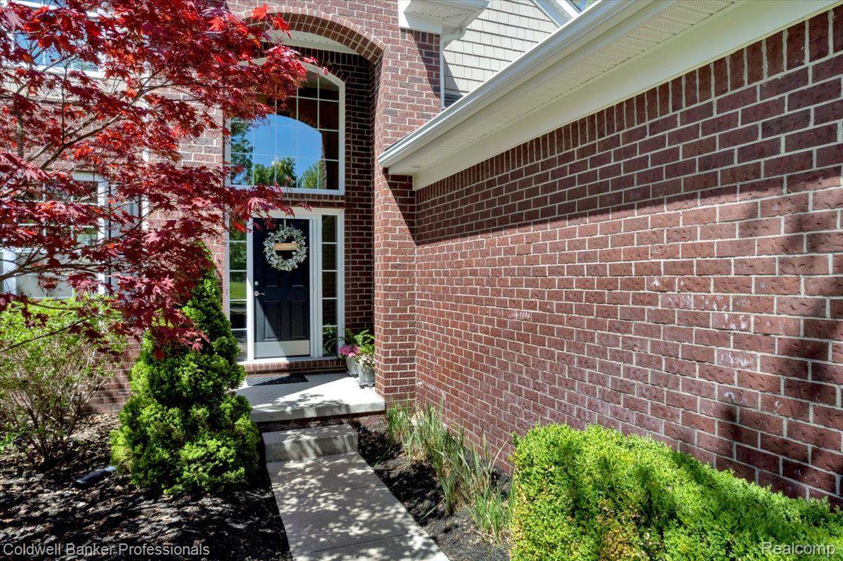 Oxford, Michigan, 48371, United States, 5 Bedrooms Bedrooms, ,4 BathroomsBathrooms,Residential,For Sale,1940303