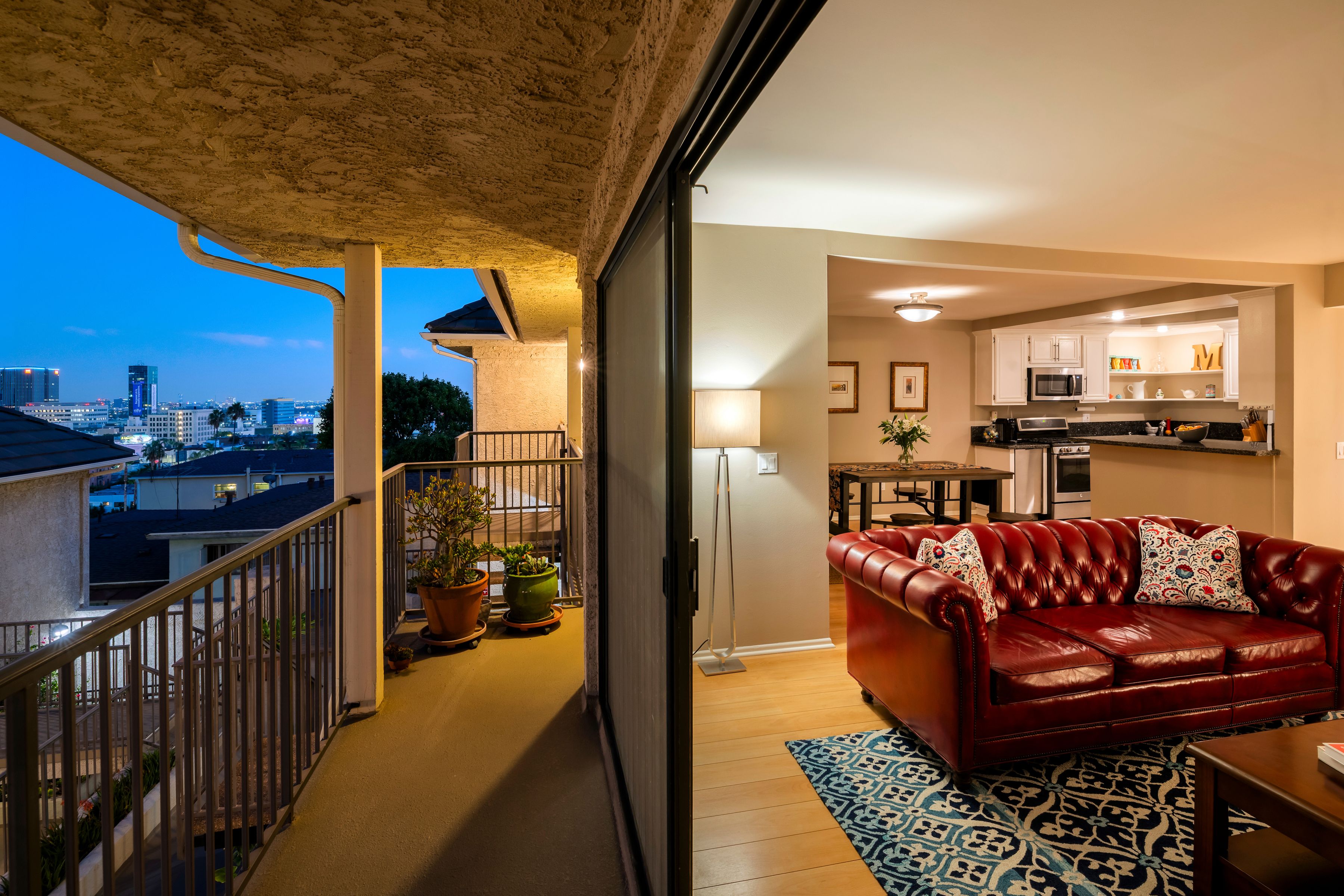  1942 Grace Avenue #122 - 物件實景