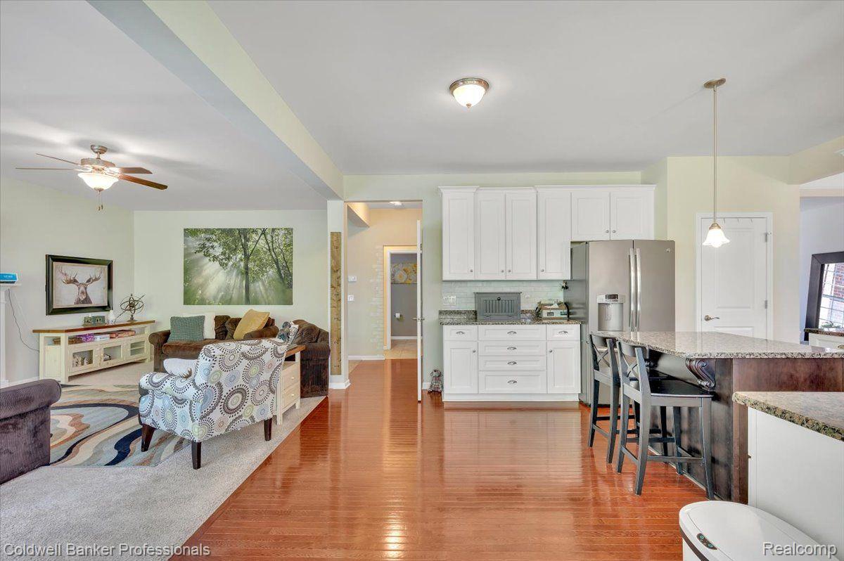 Oxford, Michigan, 48371, United States, 5 Bedrooms Bedrooms, ,4 BathroomsBathrooms,Residential,For Sale,1940303