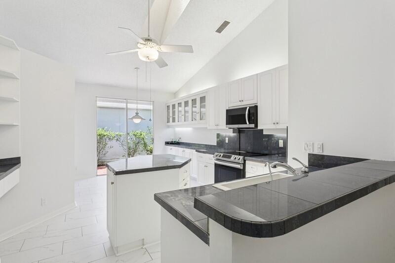 Palm Beach Gardens, Florida, 33418, United States, 3 Bedrooms Bedrooms, ,3 BathroomsBathrooms,Residential,For Sale,1805206