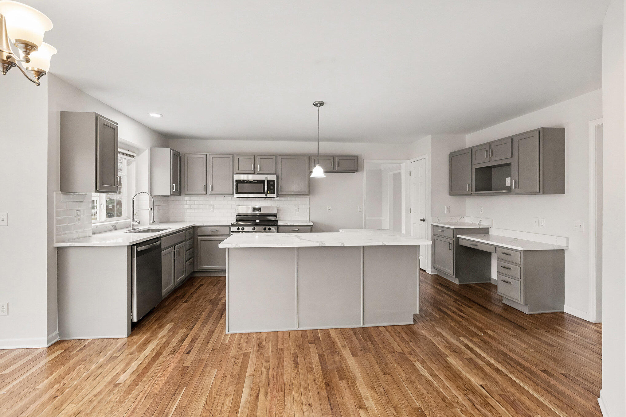 Ypsilanti, Michigan, 48197, United States, 4 Bedrooms Bedrooms, ,3 BathroomsBathrooms,Residential,For Sale,2009071