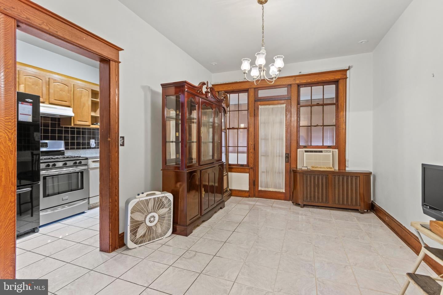 WASHINGTON, District of Columbia, 20011, United States, 3 Bedrooms Bedrooms, ,2 BathroomsBathrooms,Residential,For Sale,1962955