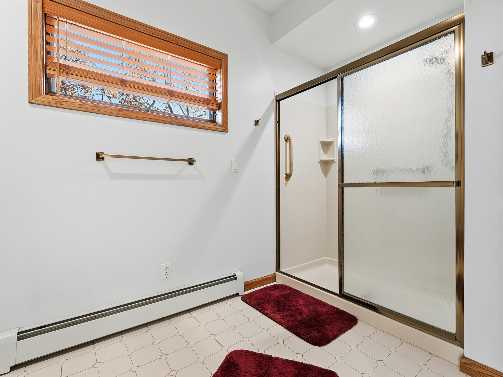 Alpena, Michigan, 49707, United States, 4 Bedrooms Bedrooms, ,4 BathroomsBathrooms,Residential,For Sale,2005523