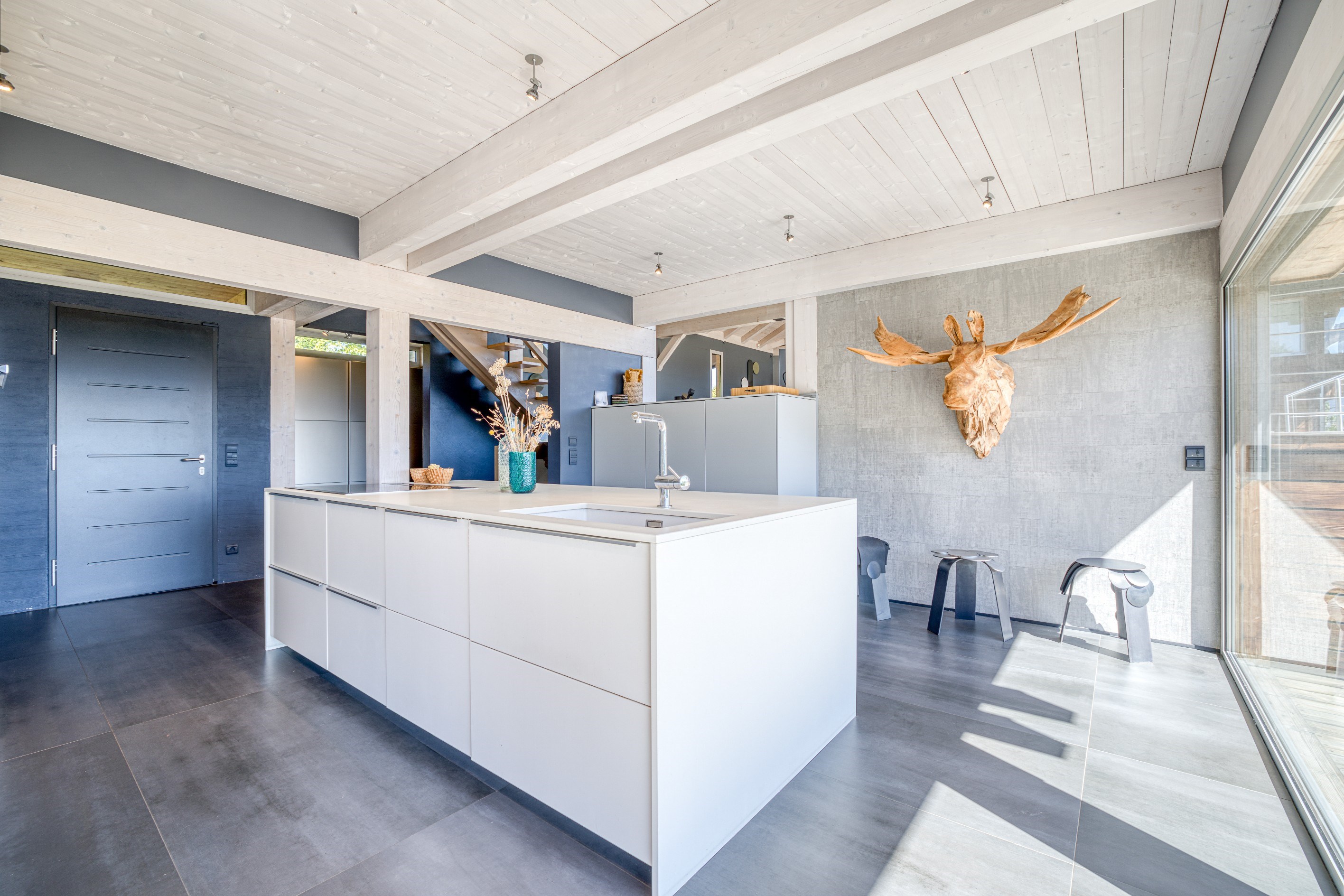 Contemporary Elegance and Alpine Art of Living Overlooking Lake Annecy - 物件實景