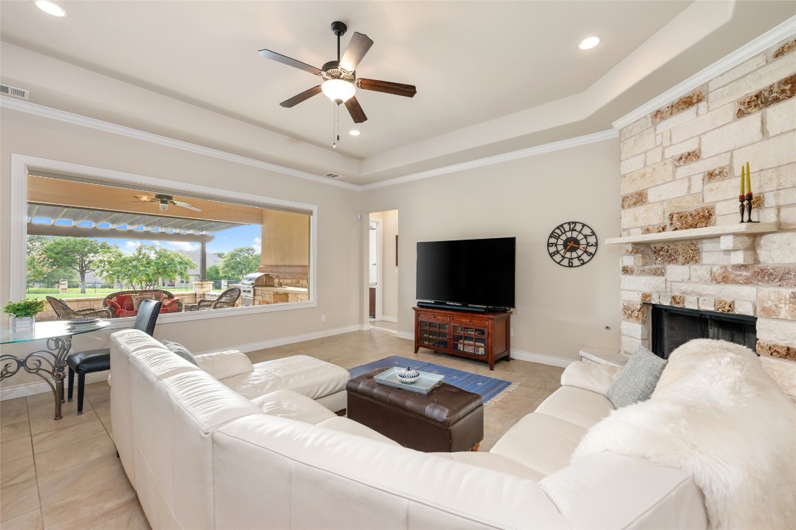 Georgetown, Texas, 78633, United States, 3 Bedrooms Bedrooms, ,3 BathroomsBathrooms,Residential,For Sale,1902605