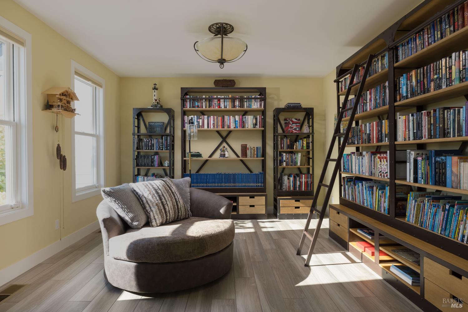 Santa Rosa, California, 95401, United States, 4 Bedrooms Bedrooms, ,4 BathroomsBathrooms,Residential,For Sale,1993093